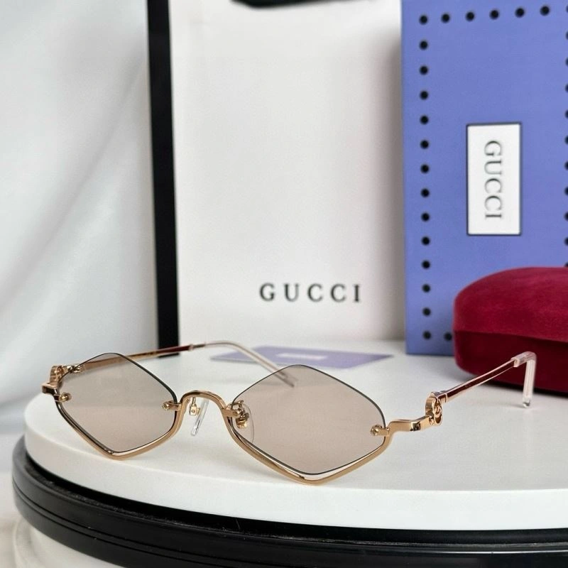 Refined Gucci Sunglasses 280020