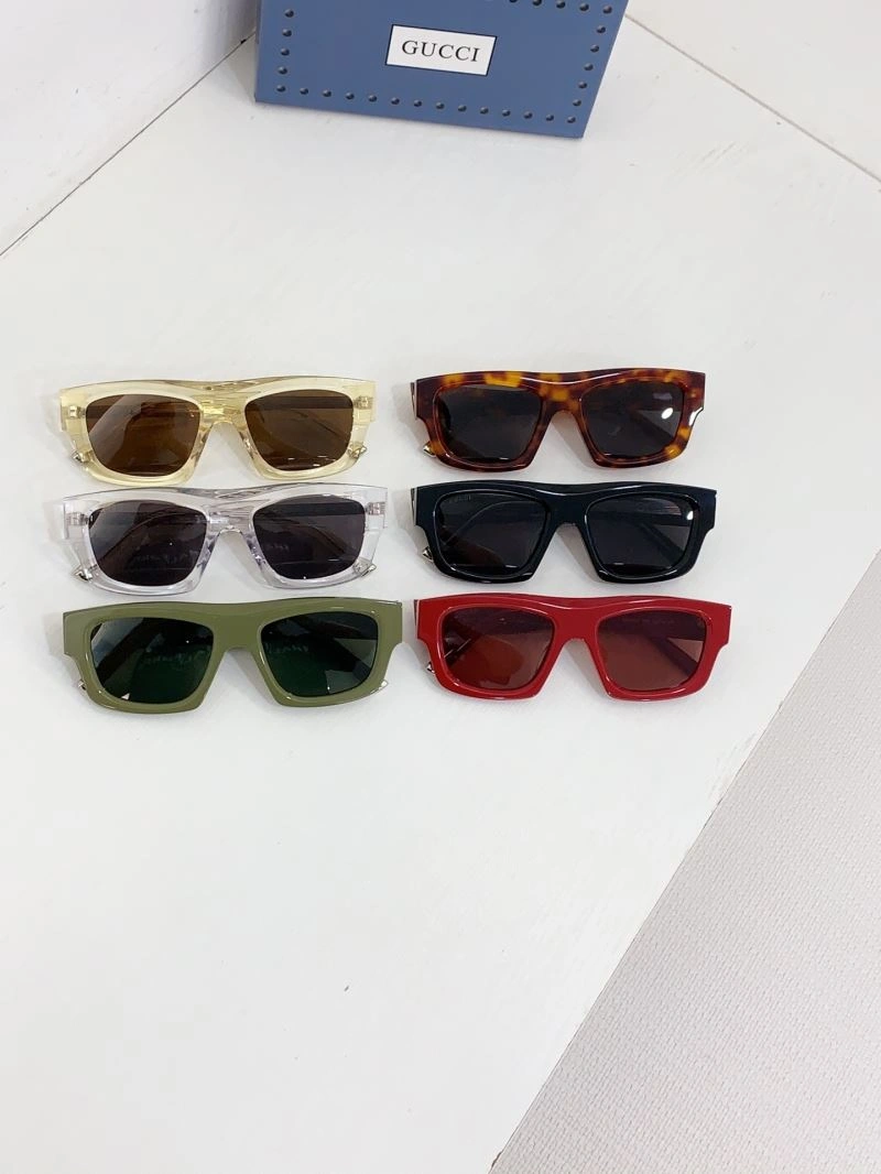 Gucci Sunglasses Youthful 280024