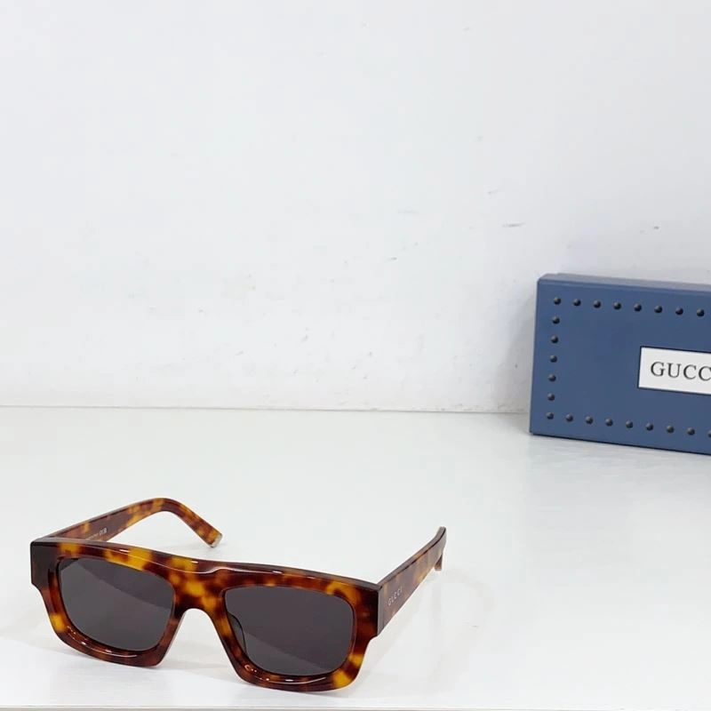 Gucci Sunglasses Youthful 280024