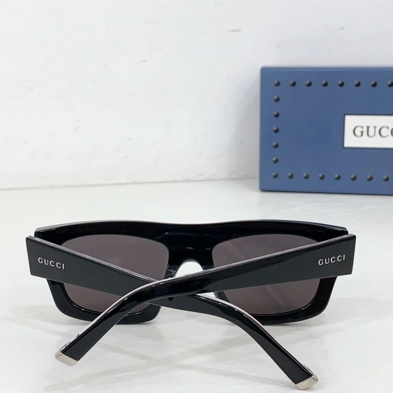 Gucci Sunglasses Youthful 280024