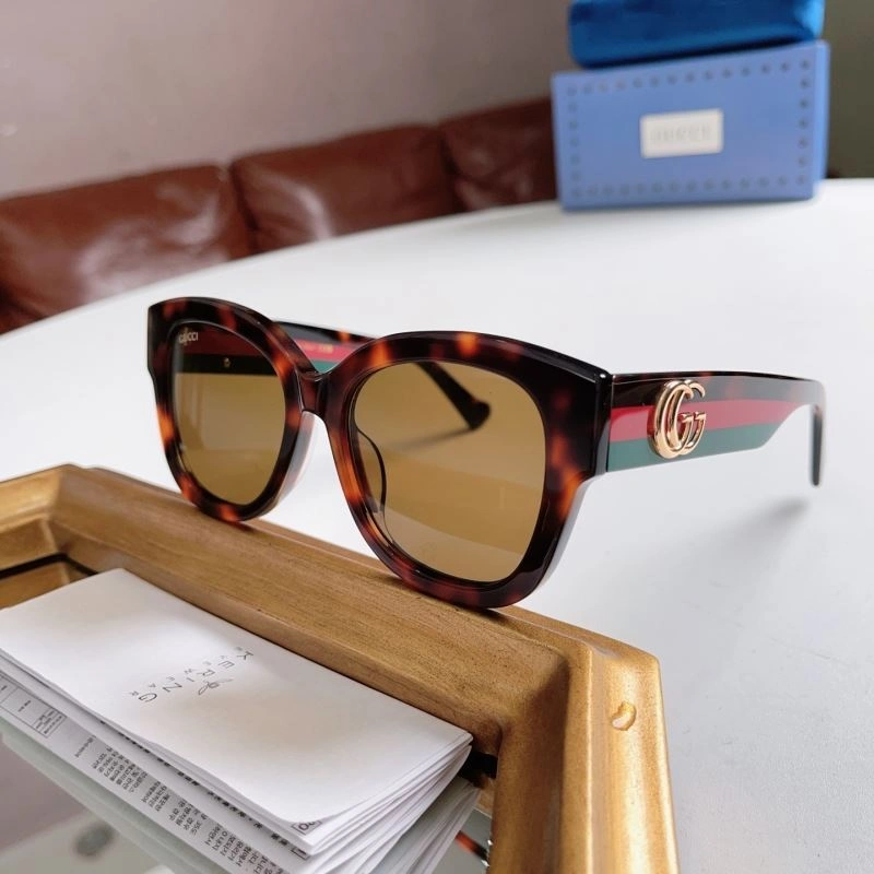 ZipUp Gucci Sunglasses 280012