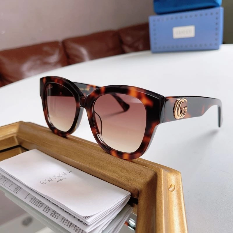 ZipUp Gucci Sunglasses 280012