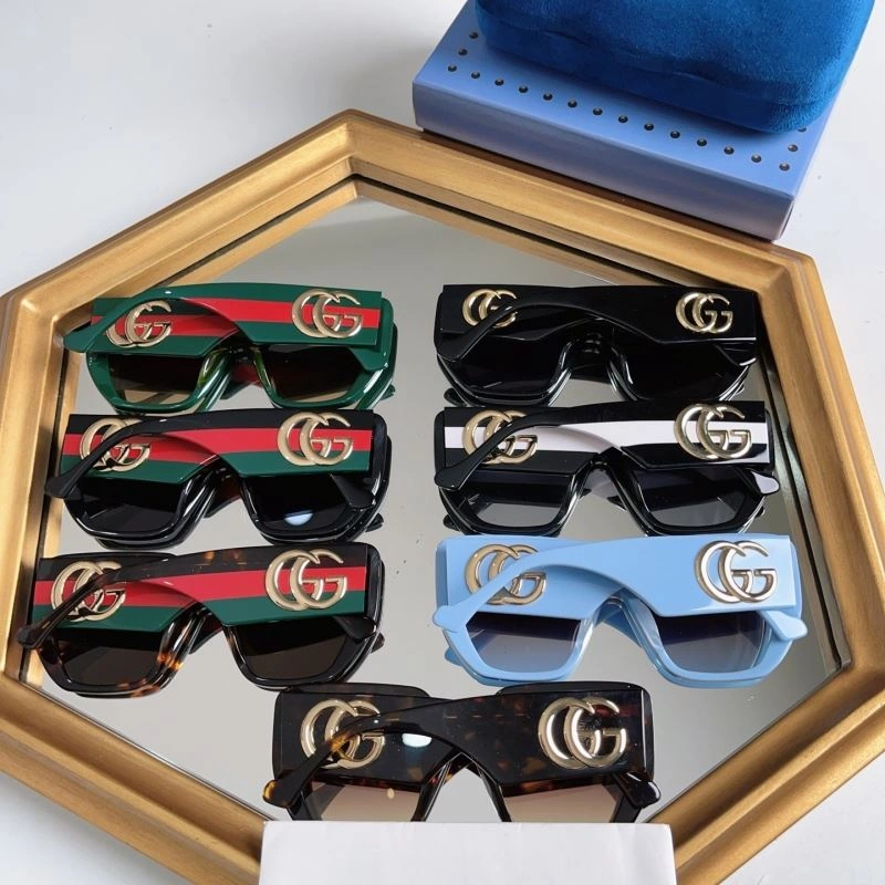 Lightweight Gucci Sunglasses 280019