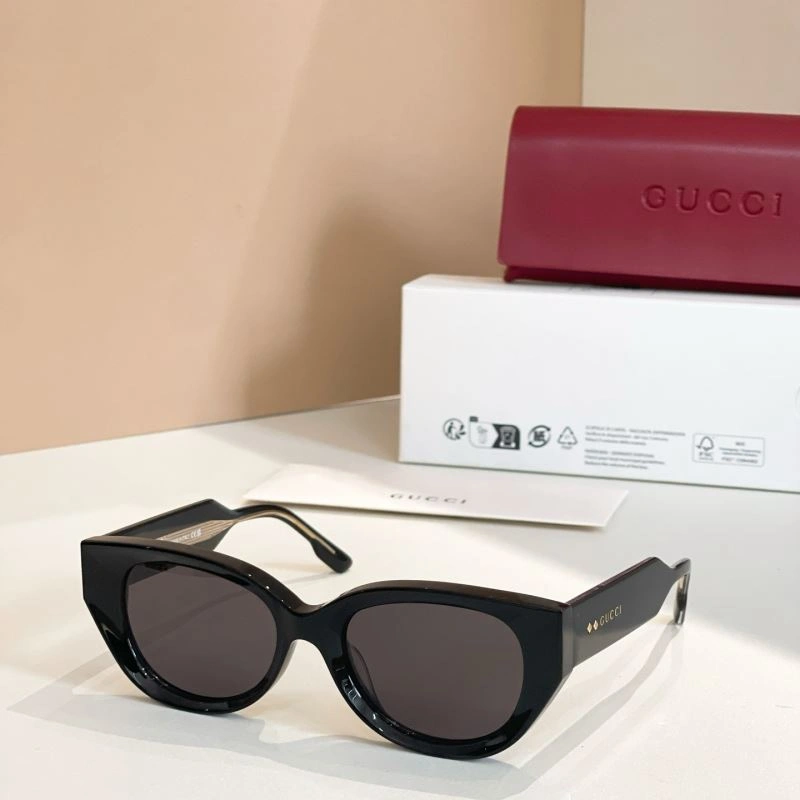 Gucci Sunglasses WellDesigned 279997