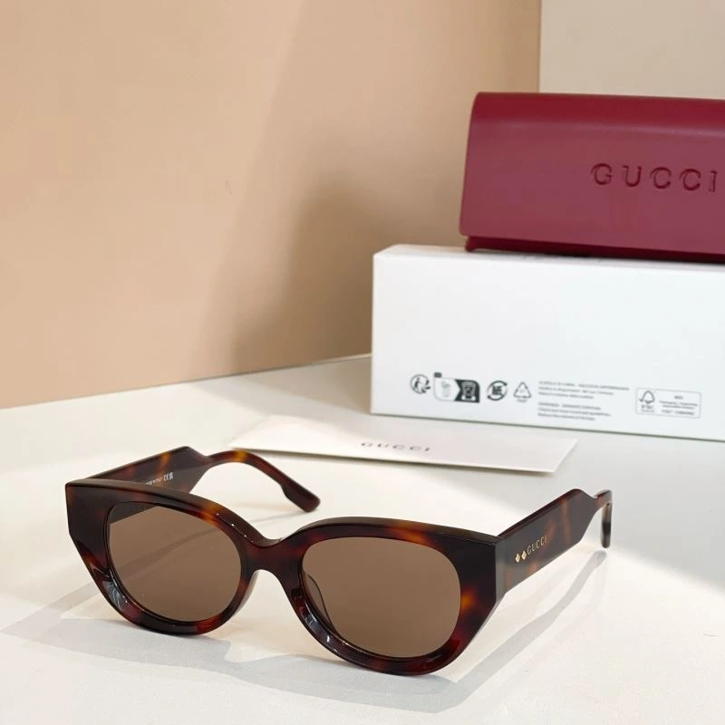 Gucci Sunglasses WellDesigned 279997