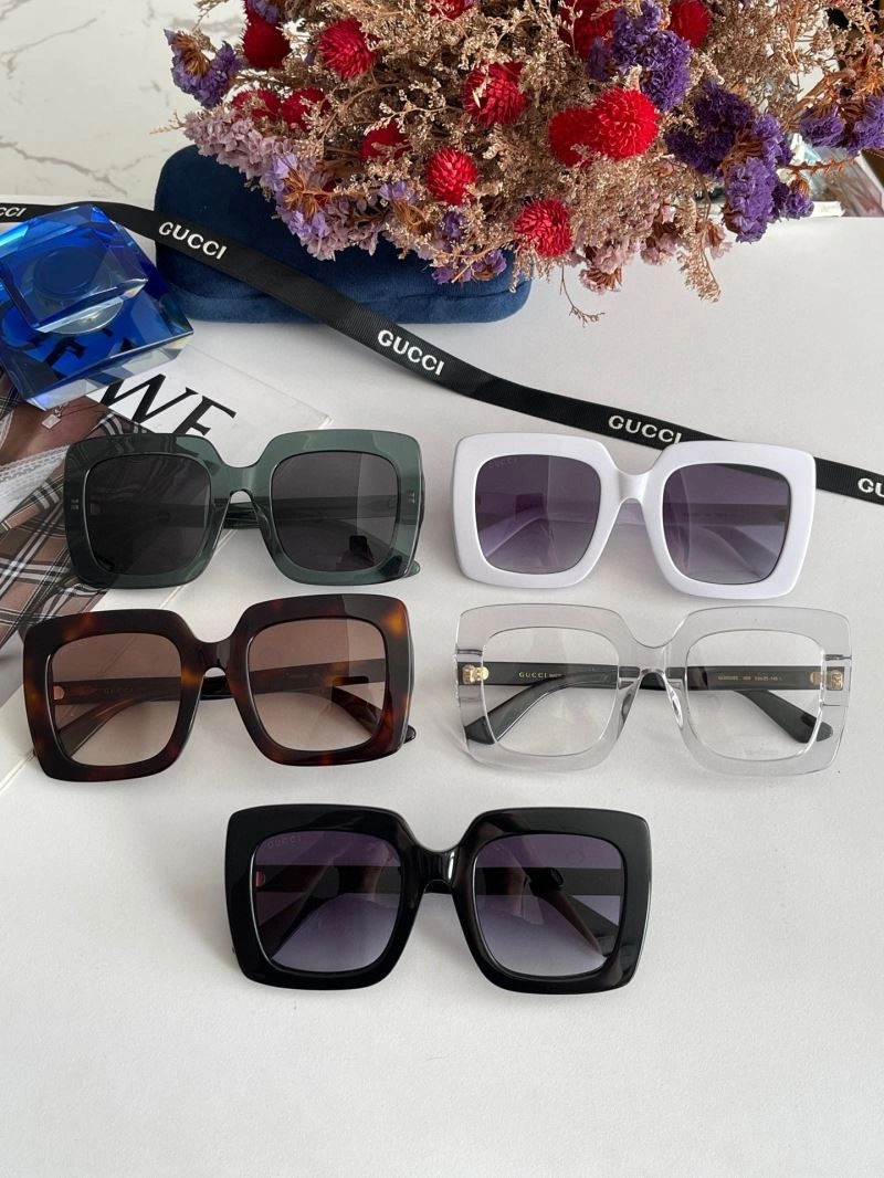 Gucci Sunglasses Bold 279993