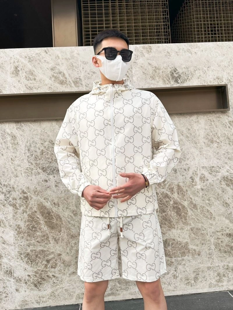 Gucci Sunscreen Jacket Sleek 126213