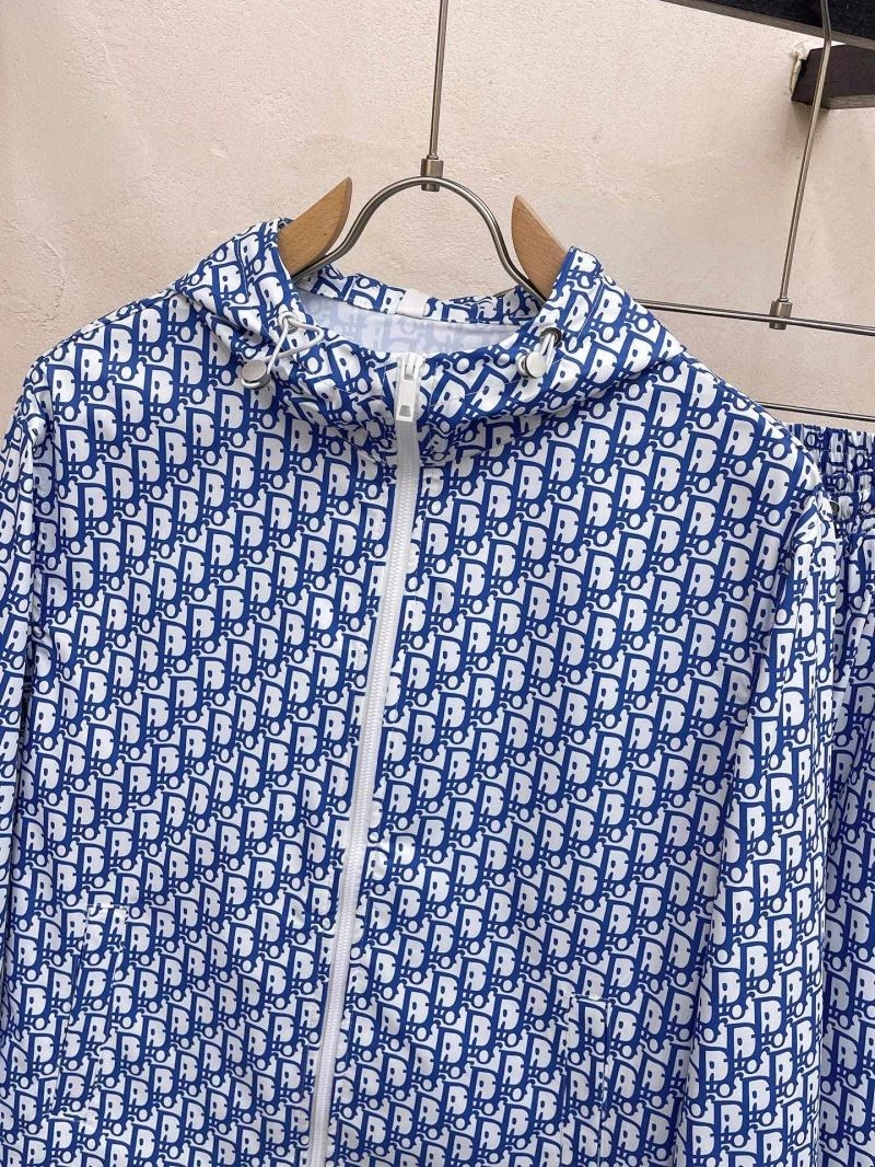 Lightweight Gucci Sunscreen Jacket 125783