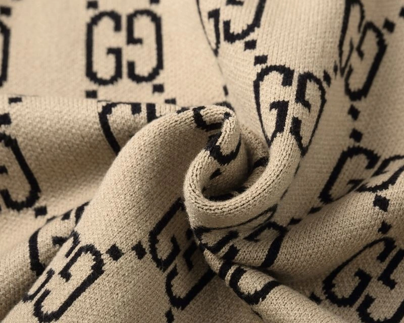 Gucci Sweaters Vibrant 128926