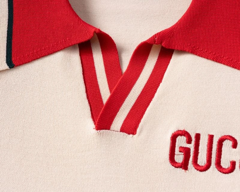Elegant Gucci Sweaters 125001