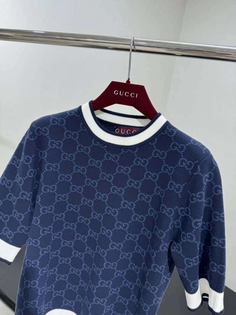 Gucci Sweaters UrbanChic 124909