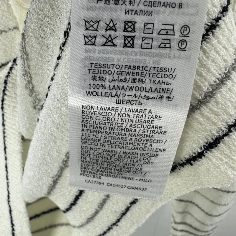 QuickDry Gucci Sweaters 124380