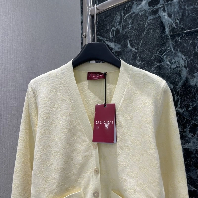Functional Gucci Sweaters 124803