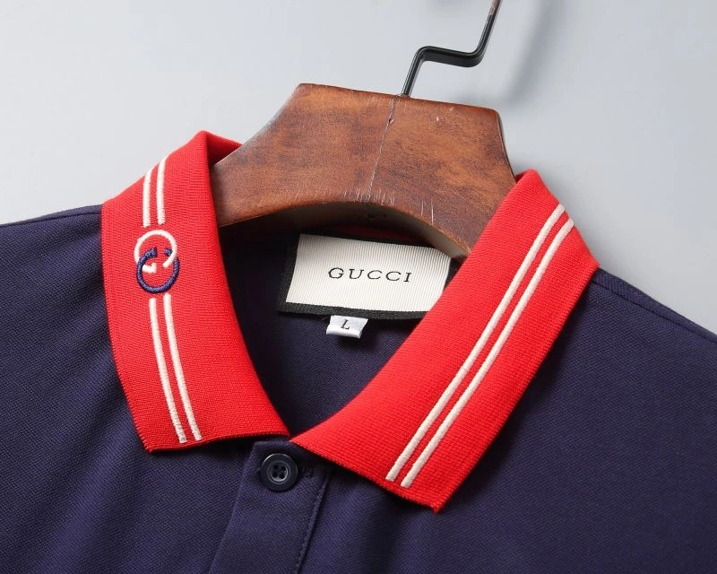 Compact Gucci T-Shirts 125122