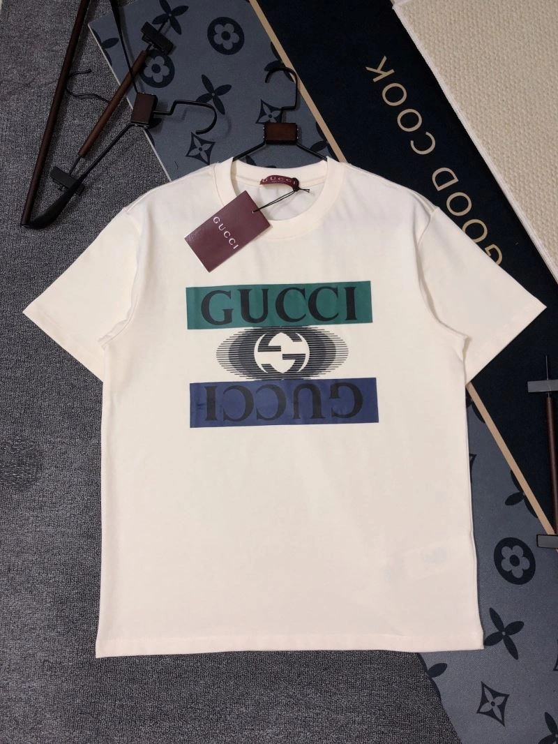 Gucci T-Shirts Comfortable 125101