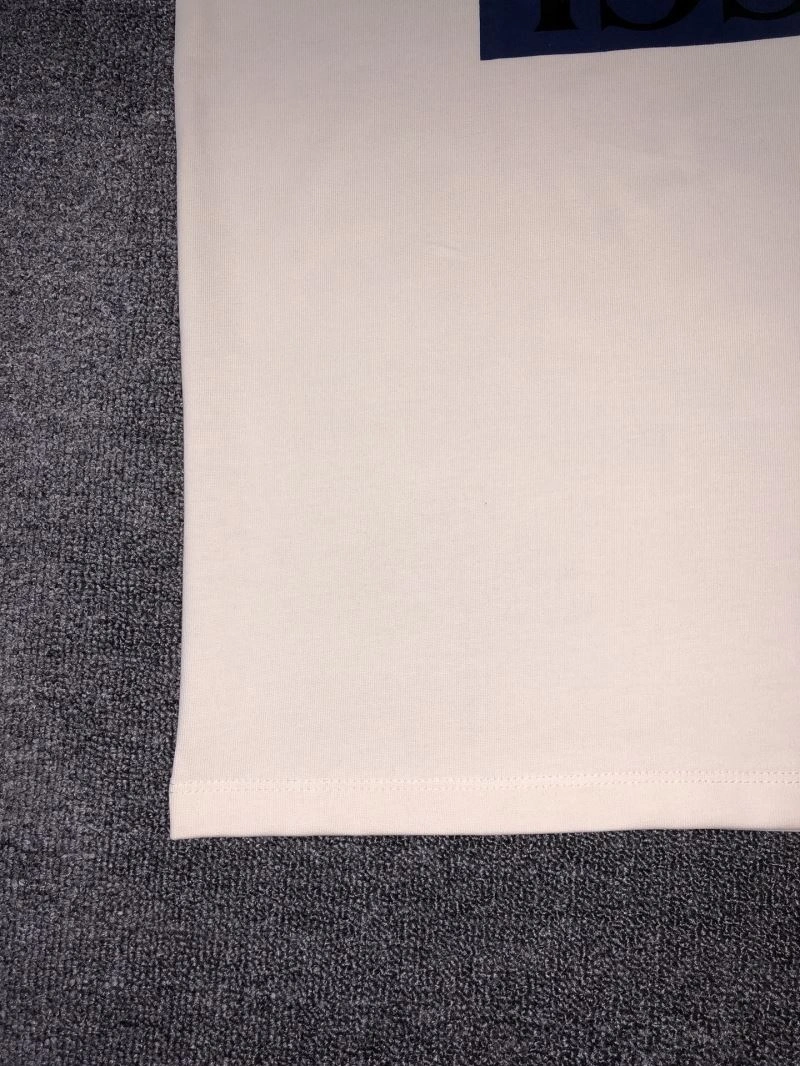 Gucci T-Shirts Comfortable 125101