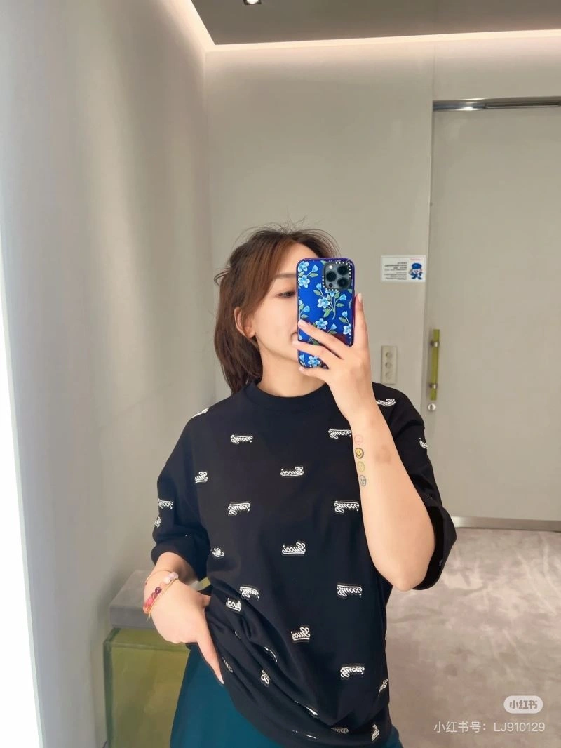 Trendsetting Gucci T-Shirts 128510