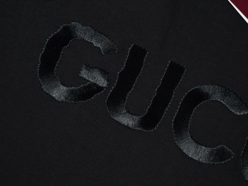 Gucci T-Shirts Comfortable 128483