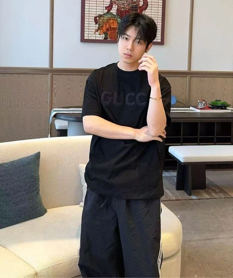 Gucci T-Shirts Comfortable 128483