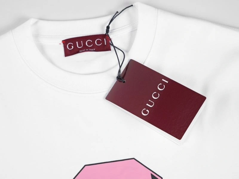 Flexible Gucci T-Shirts 128477