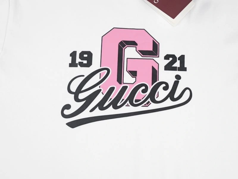 Flexible Gucci T-Shirts 128477