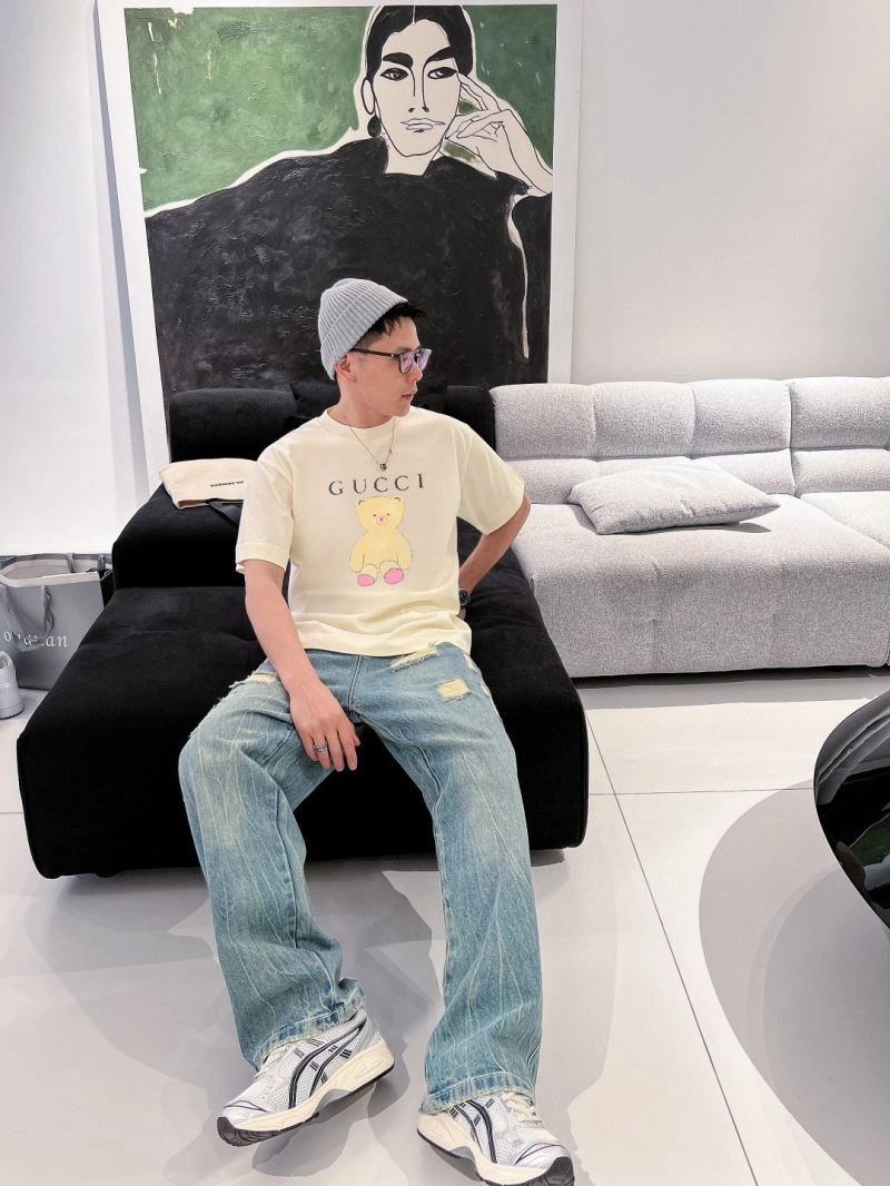 Breathable Gucci T-Shirts 128465