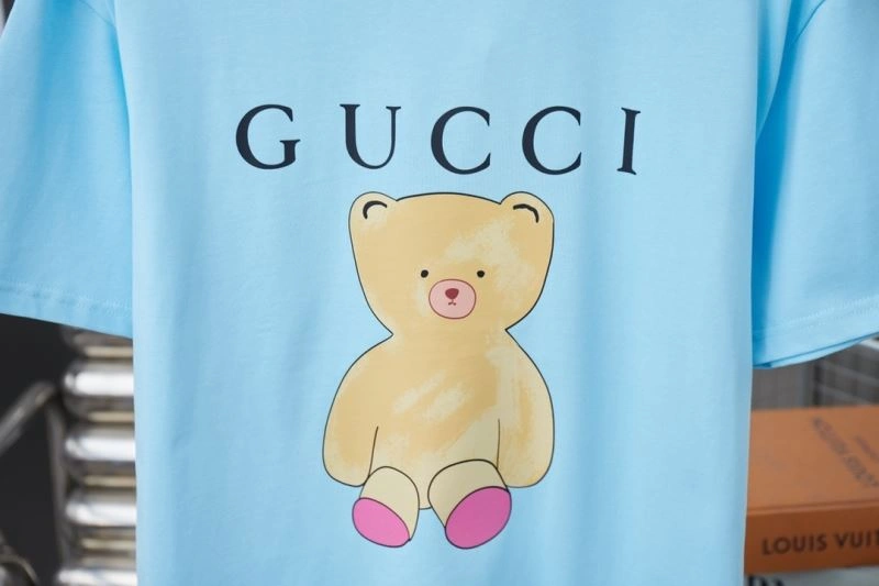 Elegant Gucci T-Shirts 128448