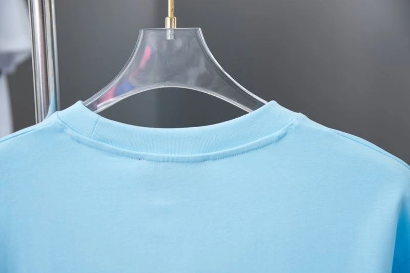 Elegant Gucci T-Shirts 128448