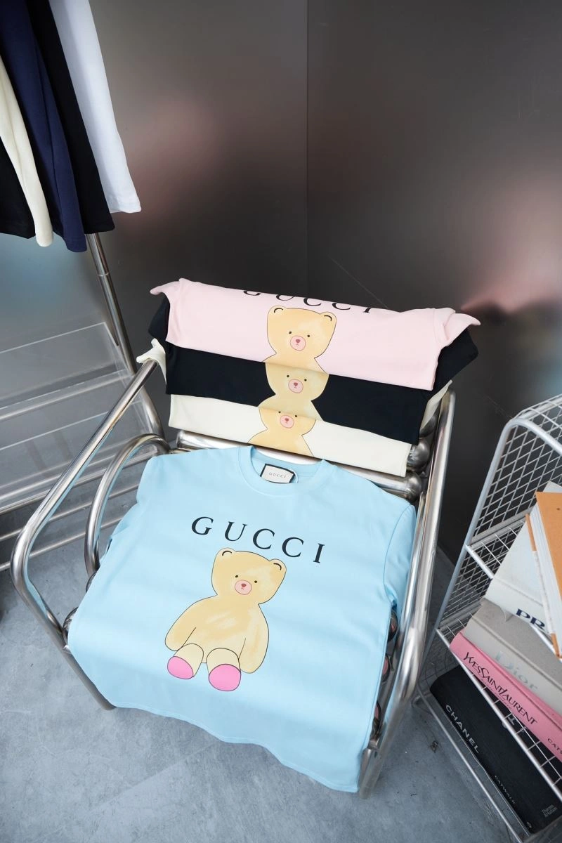 Elegant Gucci T-Shirts 128448