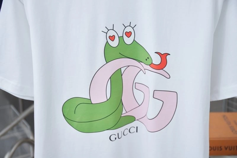 WaterResistant Gucci T-Shirts 128453