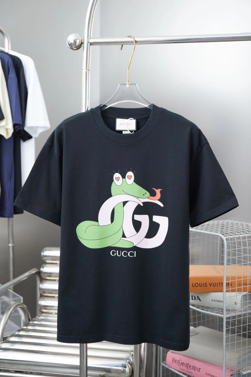 Gucci T-Shirts Sleek 128457