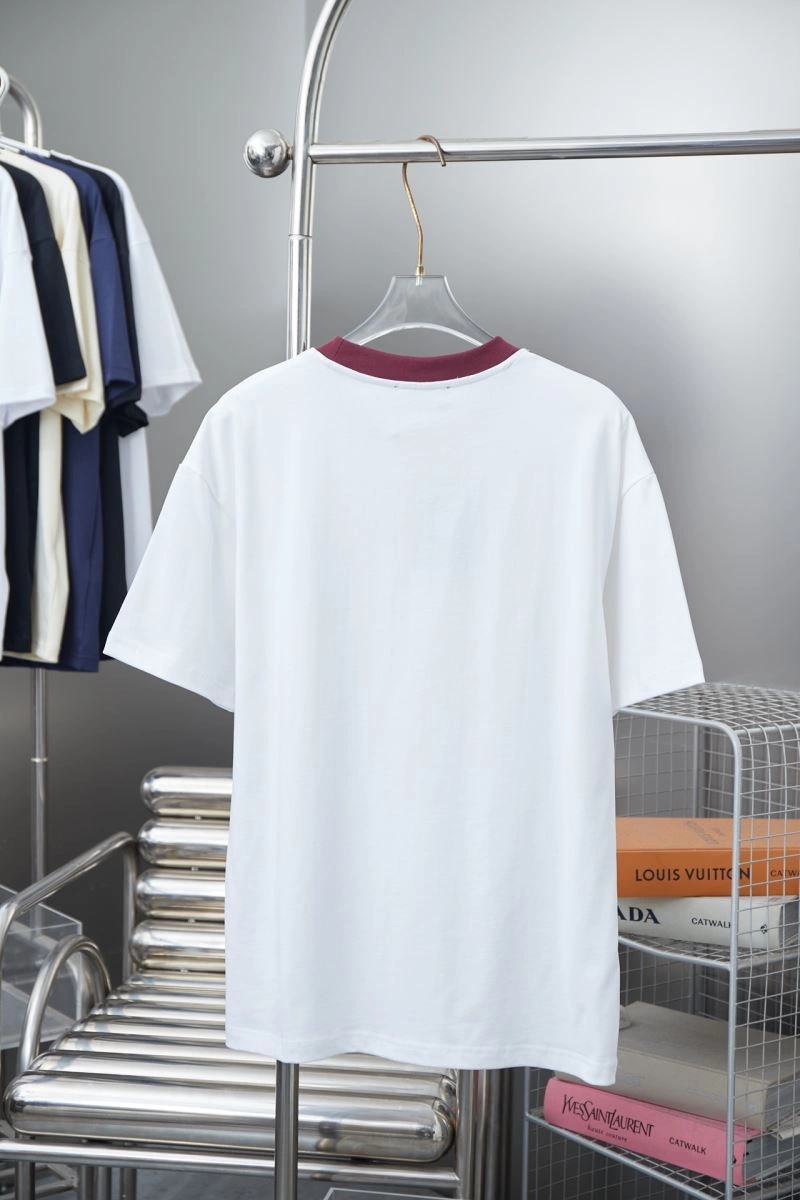 Gucci T-Shirts TimelessDesign 128476