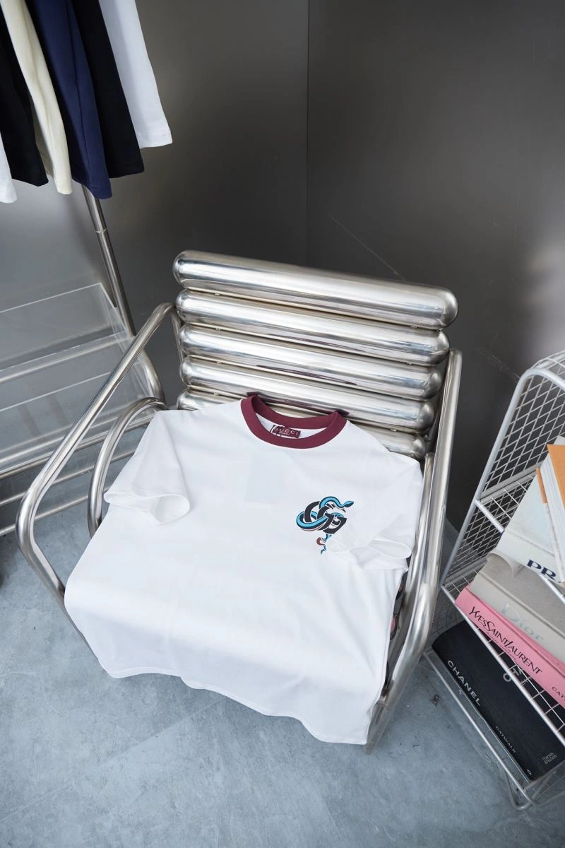 Gucci T-Shirts TimelessDesign 128476