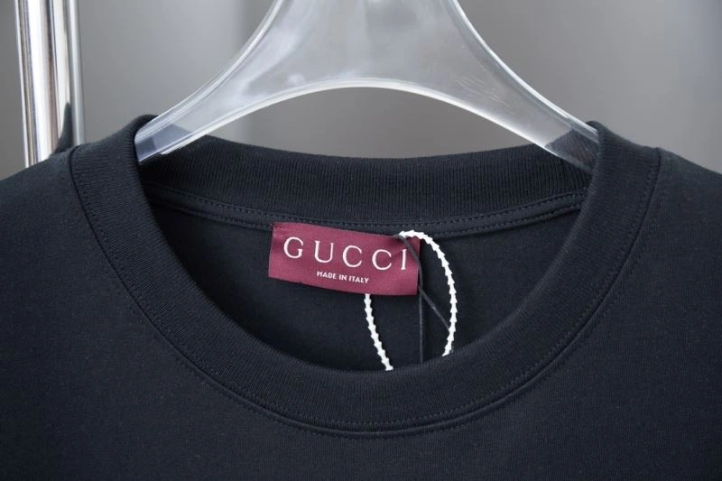 Gucci T-Shirts Comfortable 128441
