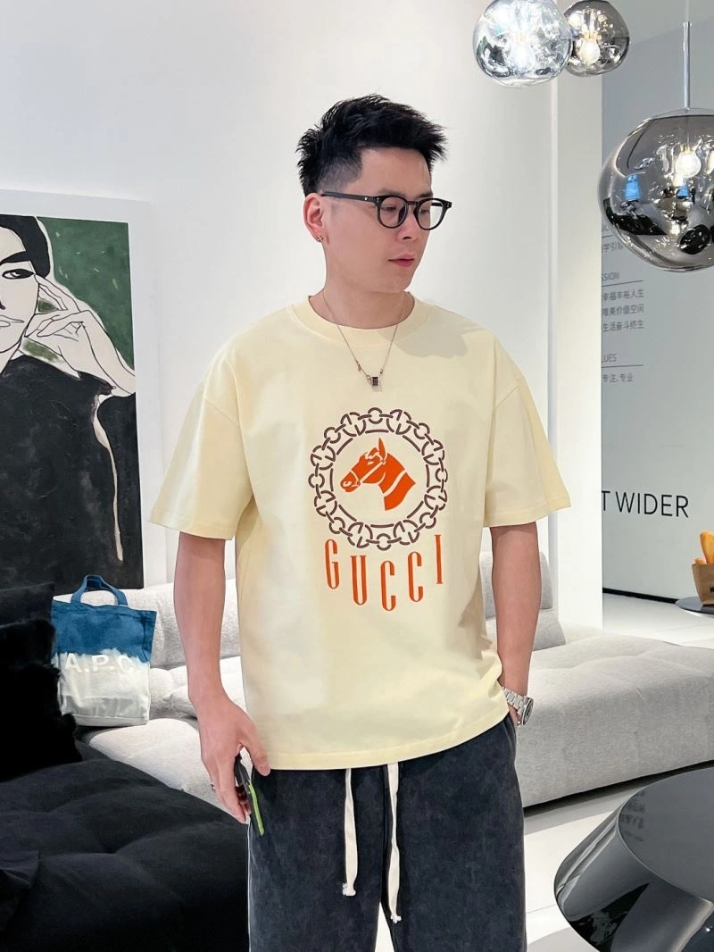 Versatile Gucci T-Shirts 128433