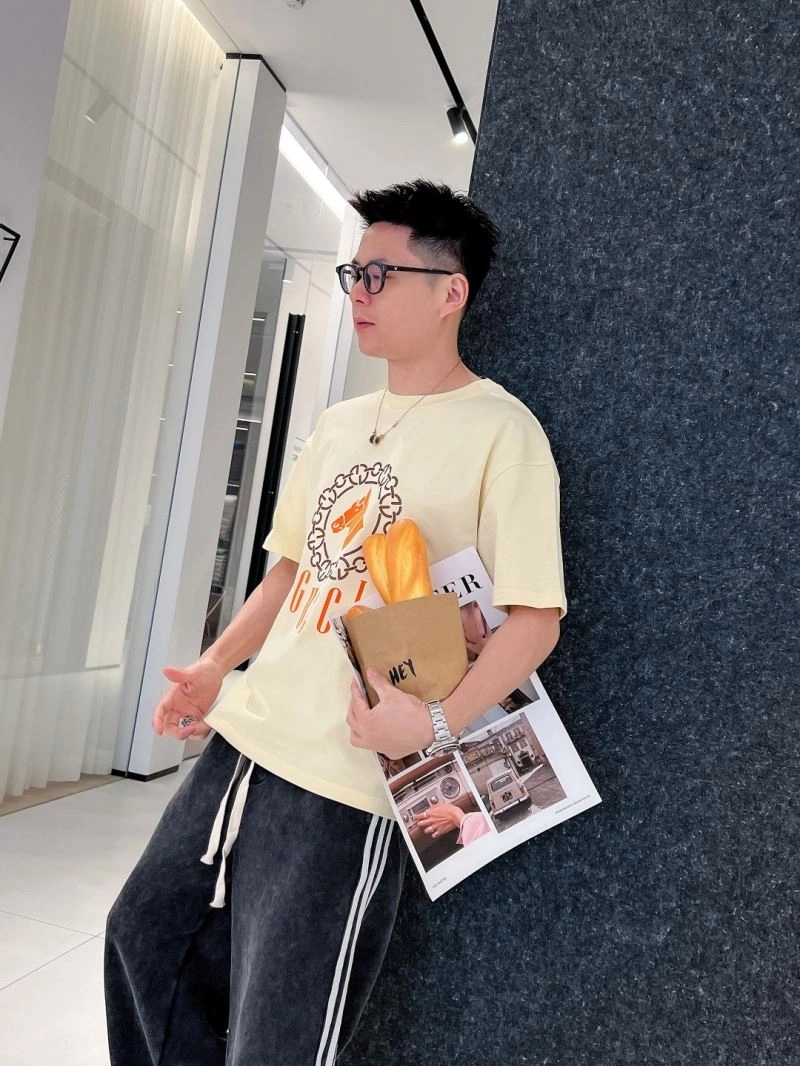 Versatile Gucci T-Shirts 128433