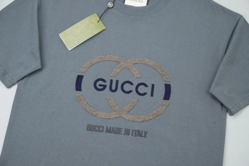 Gucci T-Shirts Comfortable 128430