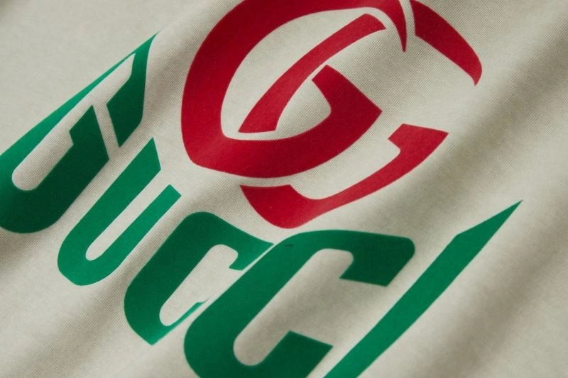 Seasonal Gucci T-Shirts 128408