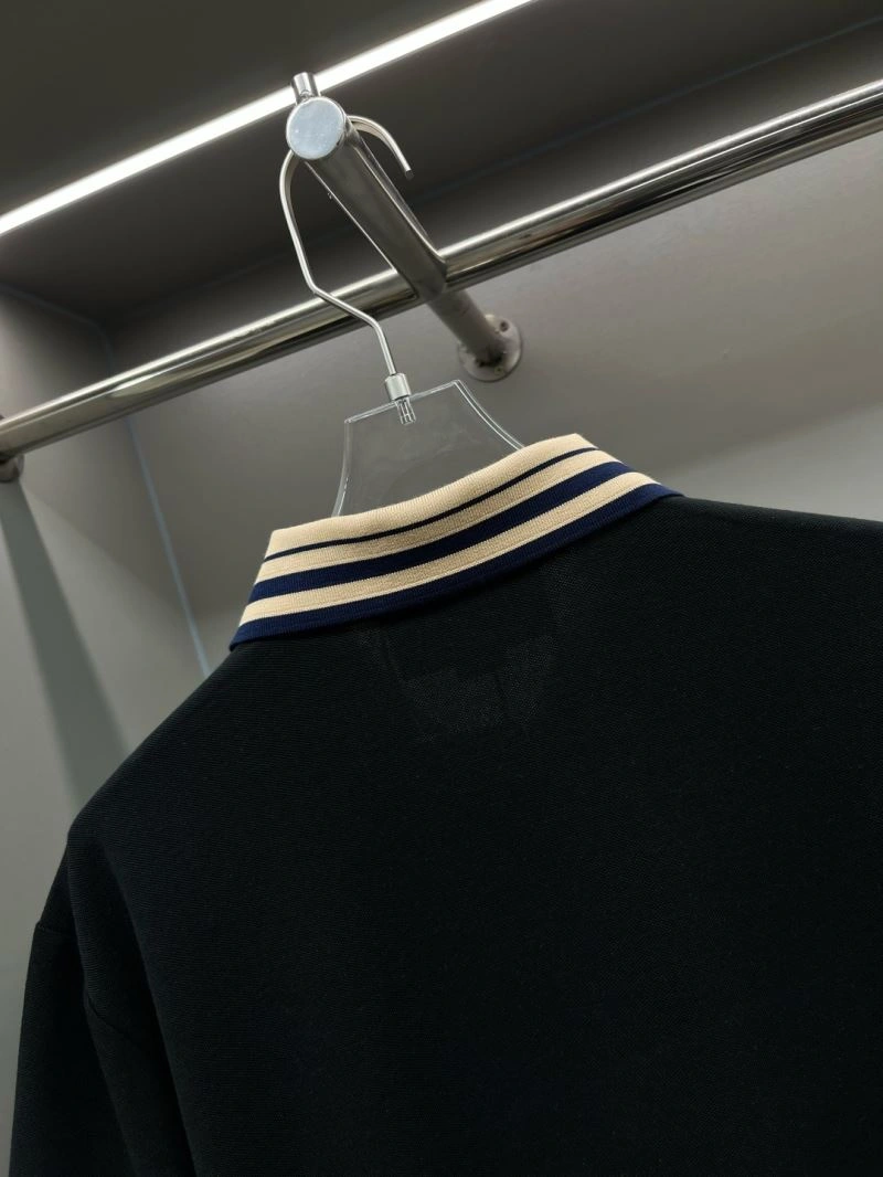 Fashionable Gucci T-Shirts 128400