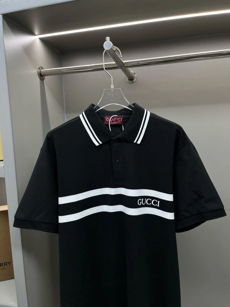 Vibrant Gucci T-Shirts 128394