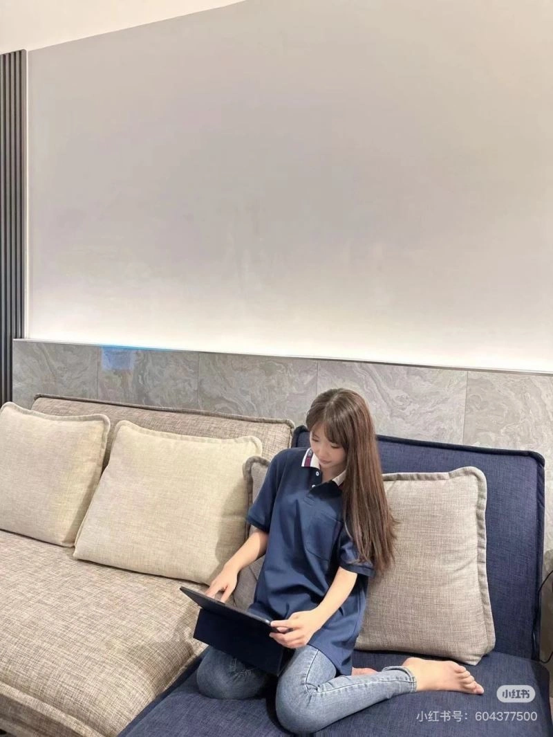 GoAnywhere Gucci T-Shirts 128386