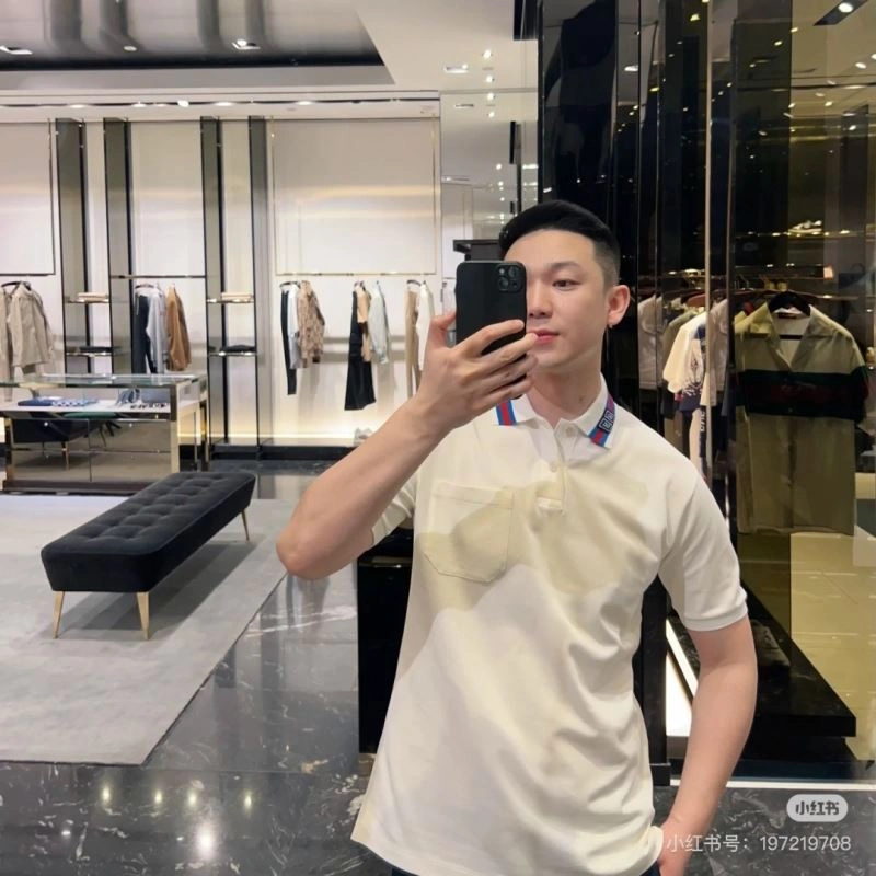 Stylish Gucci T-Shirts 128384