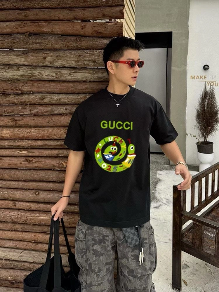 Gucci T-Shirts Durable 128368