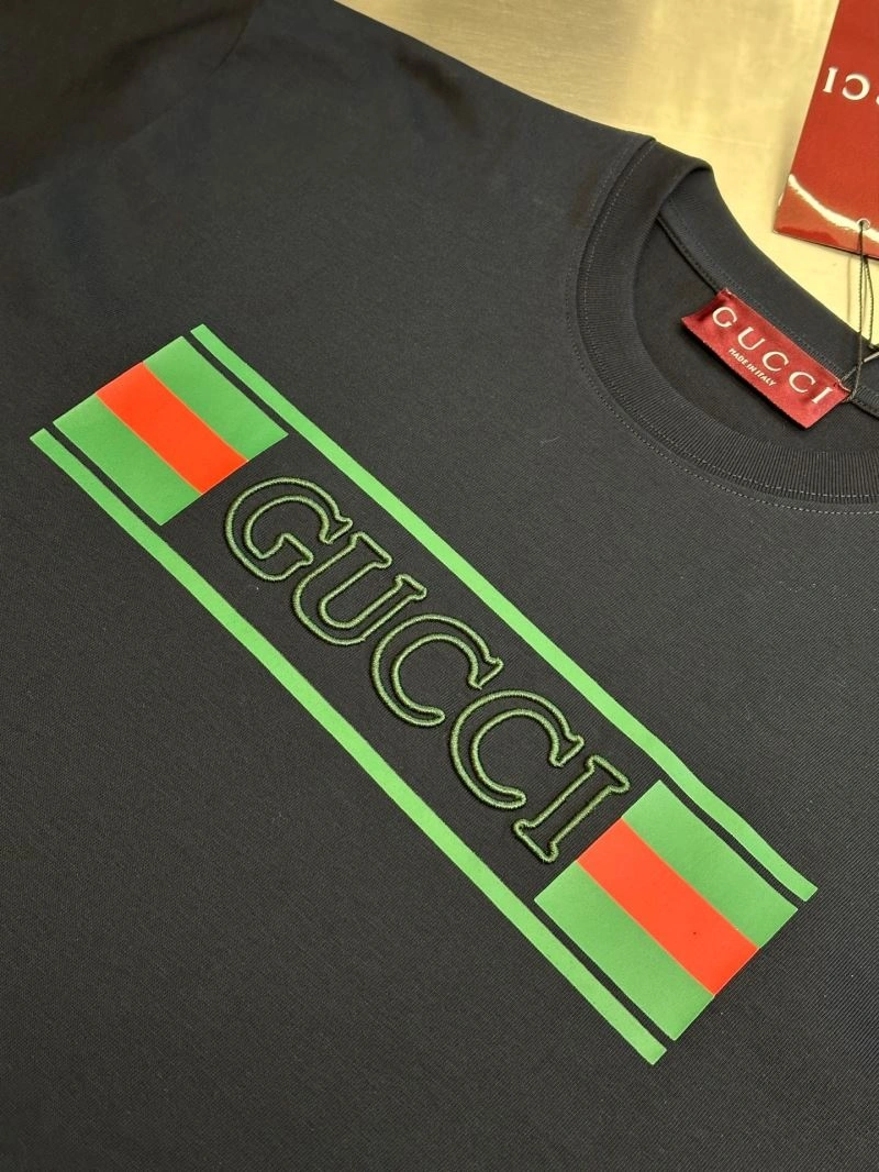 Gucci T-Shirts SmoothTexture 128356