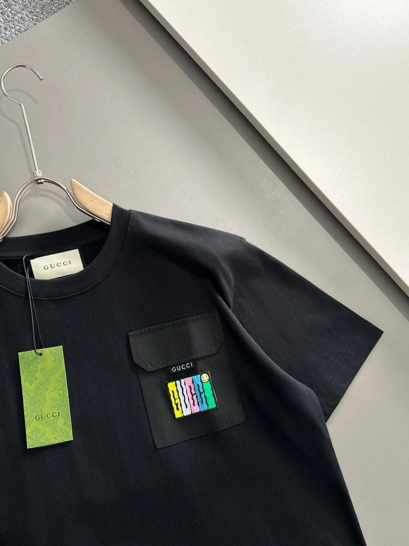 Gucci T-Shirts Elegant 128345