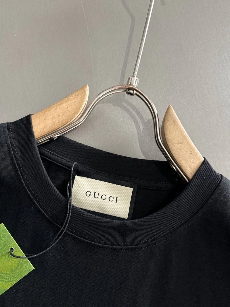 Gucci T-Shirts Elegant 128345