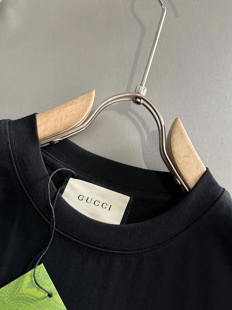 Timeless Gucci T-Shirts 128340