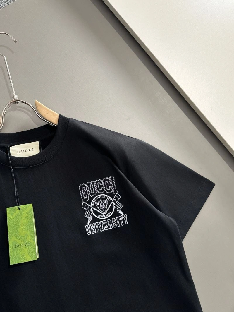 Timeless Gucci T-Shirts 128340