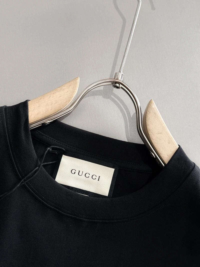 Gucci T-Shirts Modern 128335
