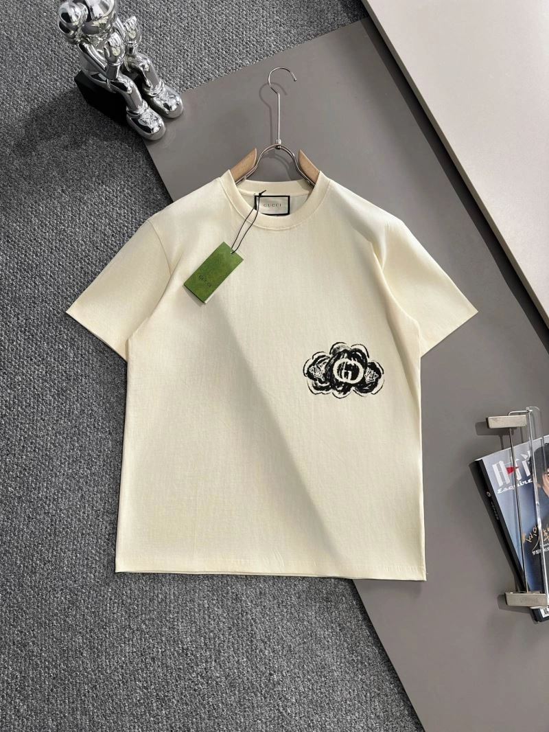 EyeCatching Gucci T-Shirts 128338